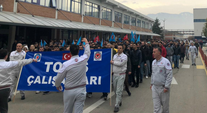 Bursa'da işçiler zam için ayaklandı!