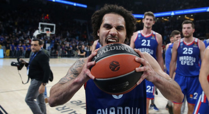 Shane Larkin A Milli Takım'a doğru!