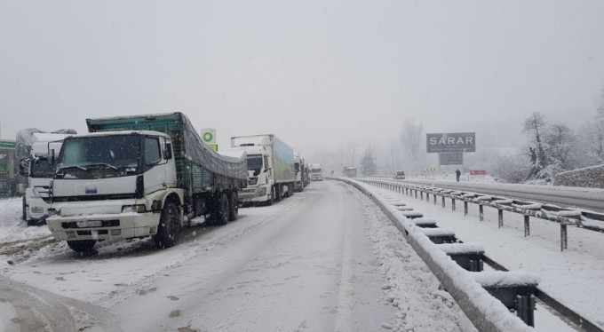 Bursa'da o yol ulaşıma kapatıldı!