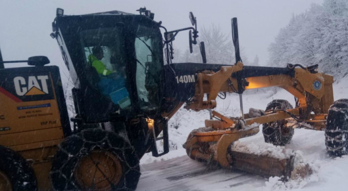 Bursa'da karla kesintisiz mücadele!