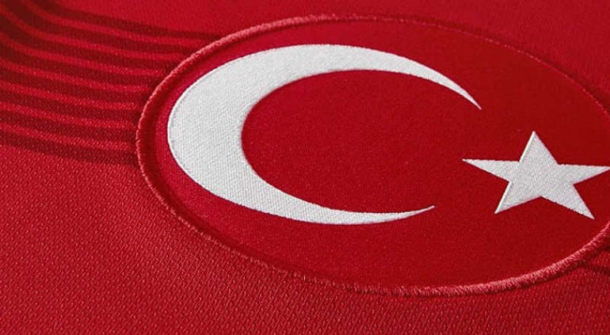 6 Timsah'a milli davet!