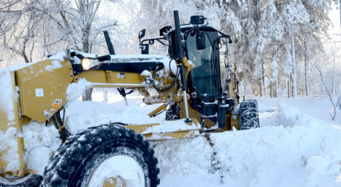 Bursa'da karla mücadele böyle sürüyor!