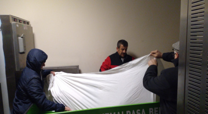 Bursa'da radyocu evinde ölü bulundu!