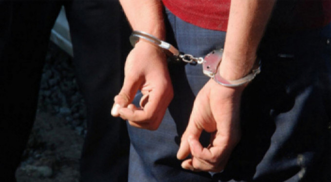 Kendi ekmek kapısını soydu!