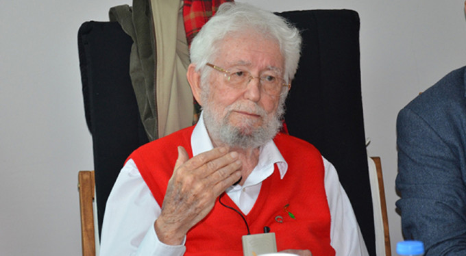 'Toprak Dede' hayatını kaybetti!