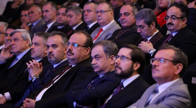 Bursa geleceği için bütünleşiyor