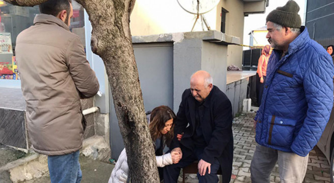 Evinin önünde silahlı saldırı!