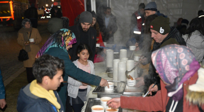 Bursa'dan Elazığ'a gönül köprüsü