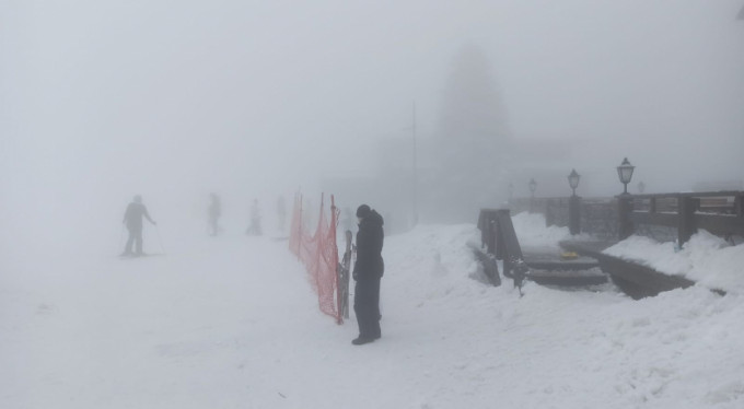 Uludağ'da göz gözü görmüyor!