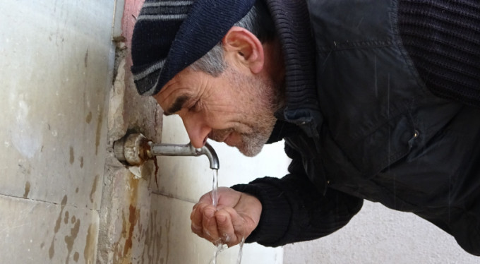 Bursa o çeşmeyi konuşuyor! Şifalı su...