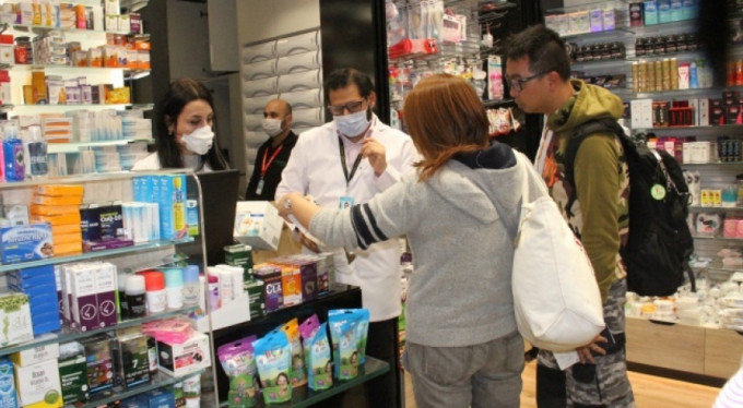 Virüs endişesi, maske satışlarını arttırdı!