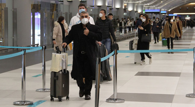 Çin'den dönen Türkler virüs endişesini anlattı!