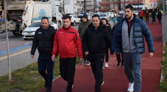 Bursa'da sağlık için yürüdüler