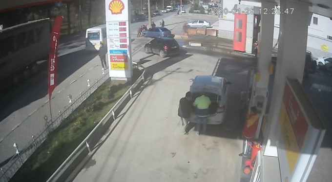 Bursa'da el frenini çekmeyi unutunca...