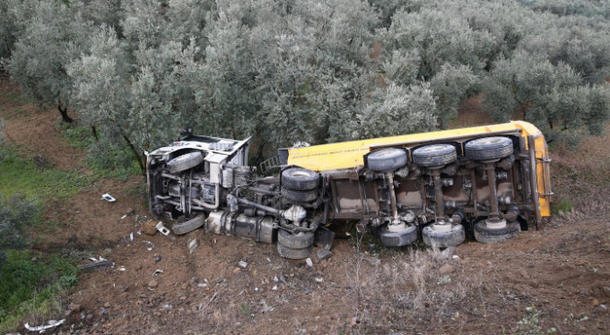 Bursa'da TIR kazası!