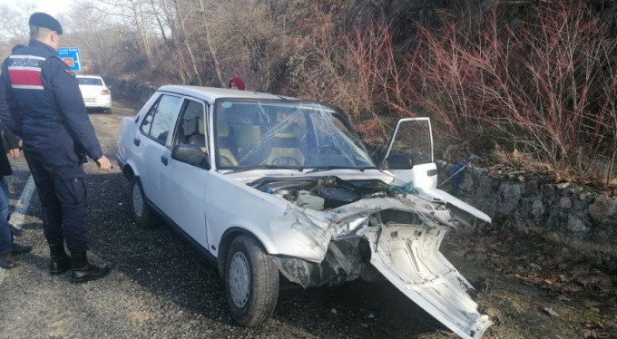 Bursa'da feci kaza! 2 yaralı