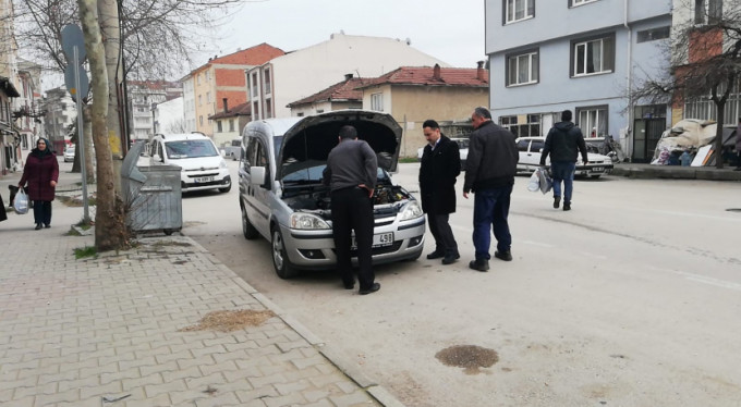 Bursa'da araçta yangın paniği!