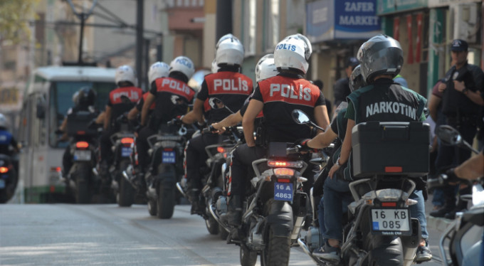 Bursa polisinden uyuşturucuya geçit yok!