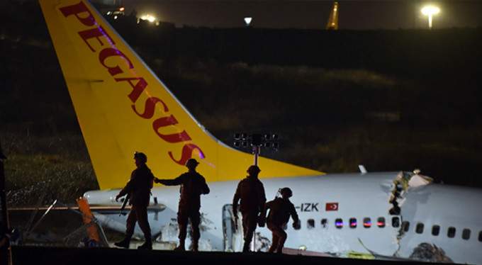 Uçak kazasında iki pilota soruşturma!