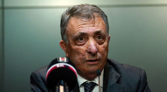 Ahmet Nur Çebi kaza geçirdi!