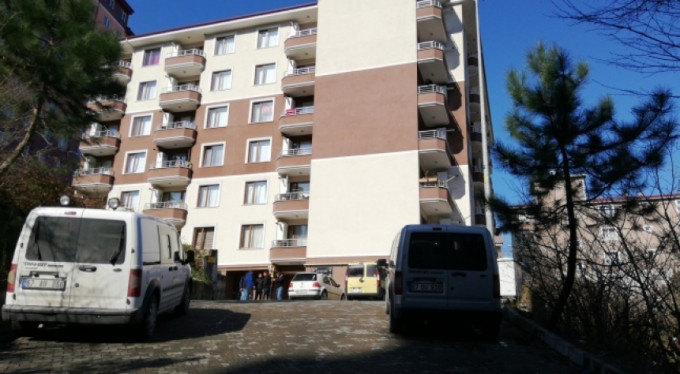 Üniversite öğrencisi evinde ölü bulundu!