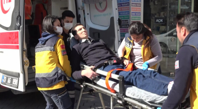 Baba-oğul kavgasında kan aktı!