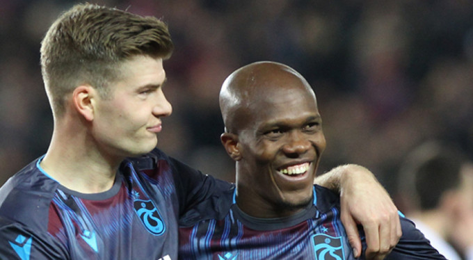 Sörloth ve Nwakaeme koltuğu bırakmıyor