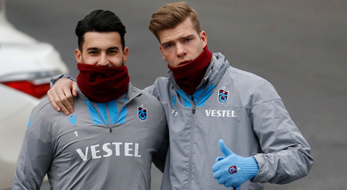 Trabzonspor'u Sörloth ve Uğurcan taşıyor