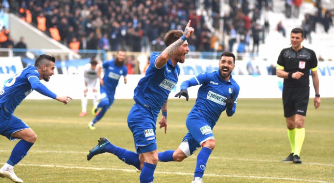 Prim müjesini aldılar, Bursaspor'u yendiler