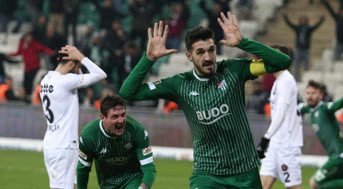 Gözler Kubilay Kanatsızkuş'ta!