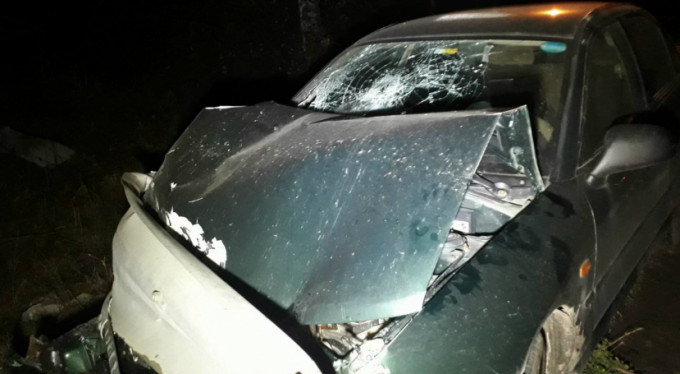 Kontrolden çıktı, bariyerlere çarptı: 3 yaralı