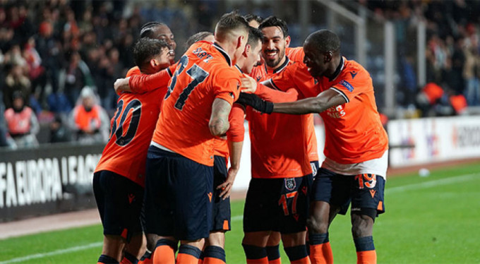 Başakşehir liderlik için sahada