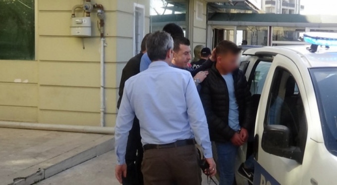 Sahte savcılar birbirlerini de dolandırıyordu!