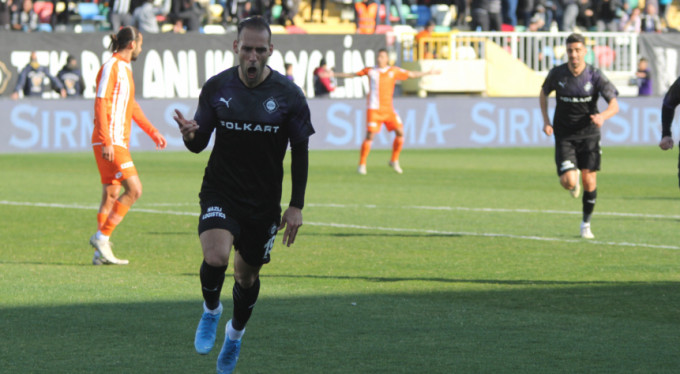 Paixao lige damga vuruyor