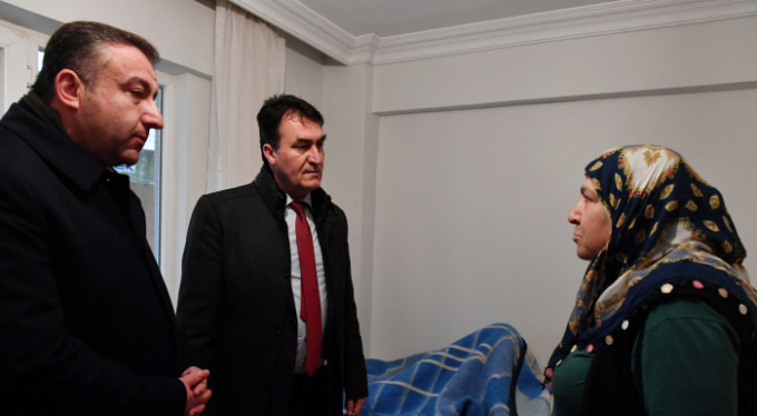 Dündar'dan fedak&acirc;r geline tam destek