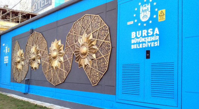 Çamur sanata, şehir galeriye dönüyor