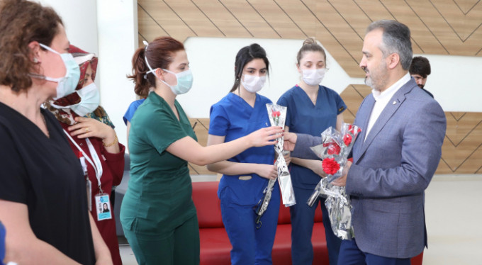 Bursa'da sağlık çalışanlarına ücretsiz ulaşım