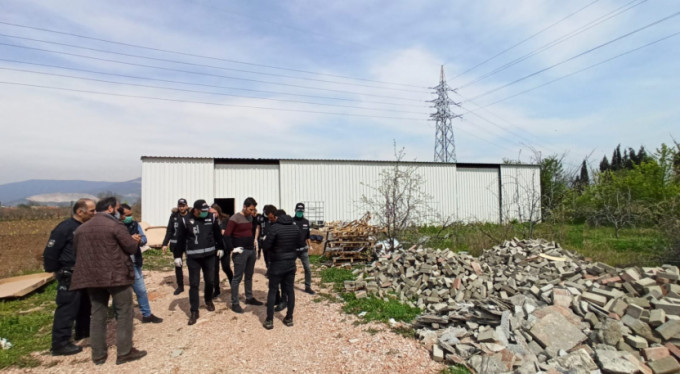 Bursa'da korona fırsatçılarına baskın!