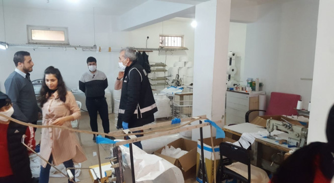 Bursa'da kaçak maske ve dezenfektan operasyonu!