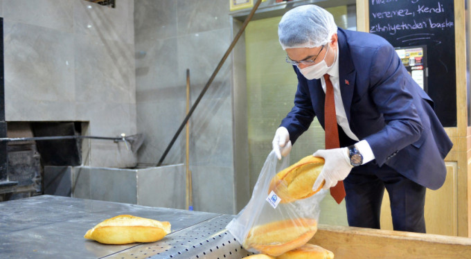 Yıldırım Belediyesi'nden her gün sıcak ekmek