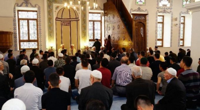 Diyanet'ten Cuma namazı açıklaması!