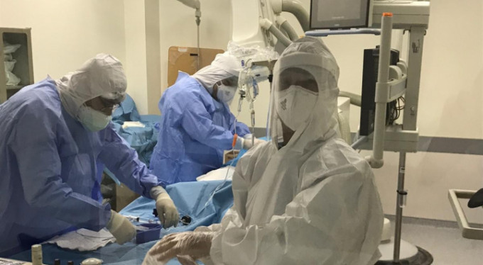 Bursa'da korona virüs hastası kalp krizi geçirince...