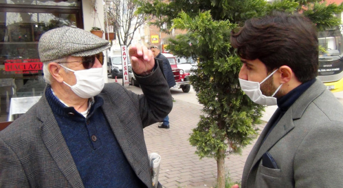 Bursa'da yasağa rağmen bazı vatandaşlar...