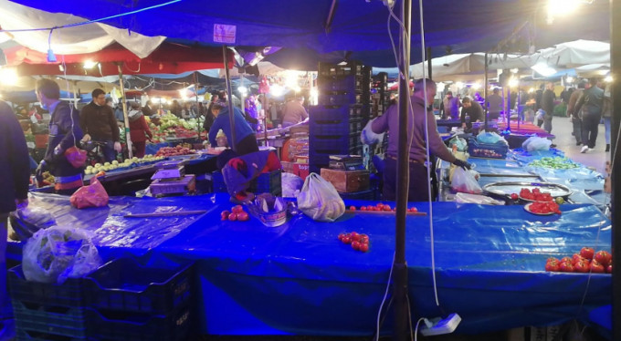 Bursa'da pazara virüs akını! 3 saatte...