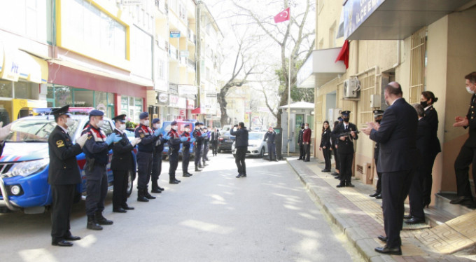 Bursa'da askerden polise jest!