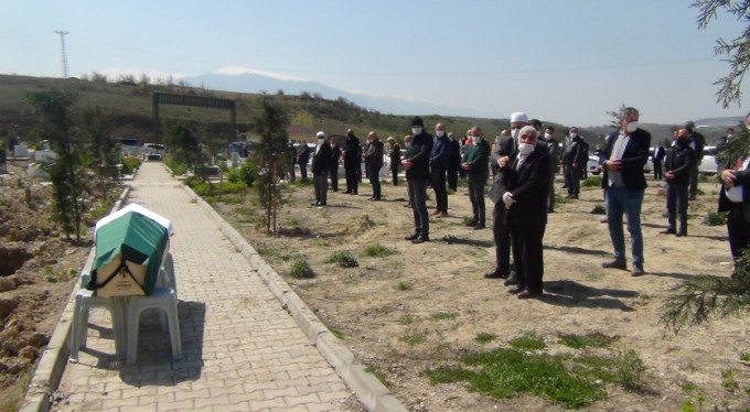 Koronayı yendi kalp krizine yenik düştü