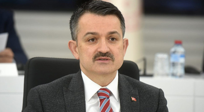 Pakdemirli'den çiftçiye "üretime devam edin" çağrısı
