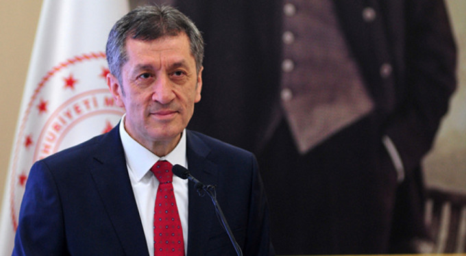 Bakan Ziya Selçuk'tan yaz tatili açıklaması!