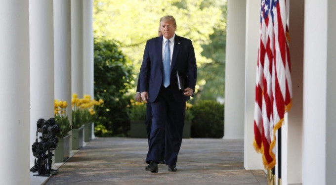 Trump'tan ilginç davranış!