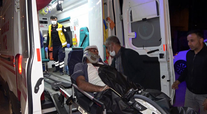 Taşlı sopalı inek kavgası! 9 yaralı